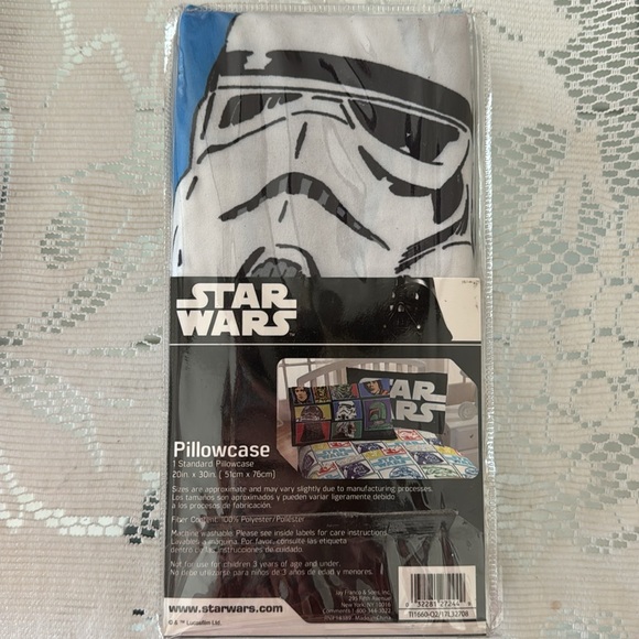 Star Wars Classic 3 Piece Twin Sheet Set & Extra Pillowcase - Picture 12 of 12